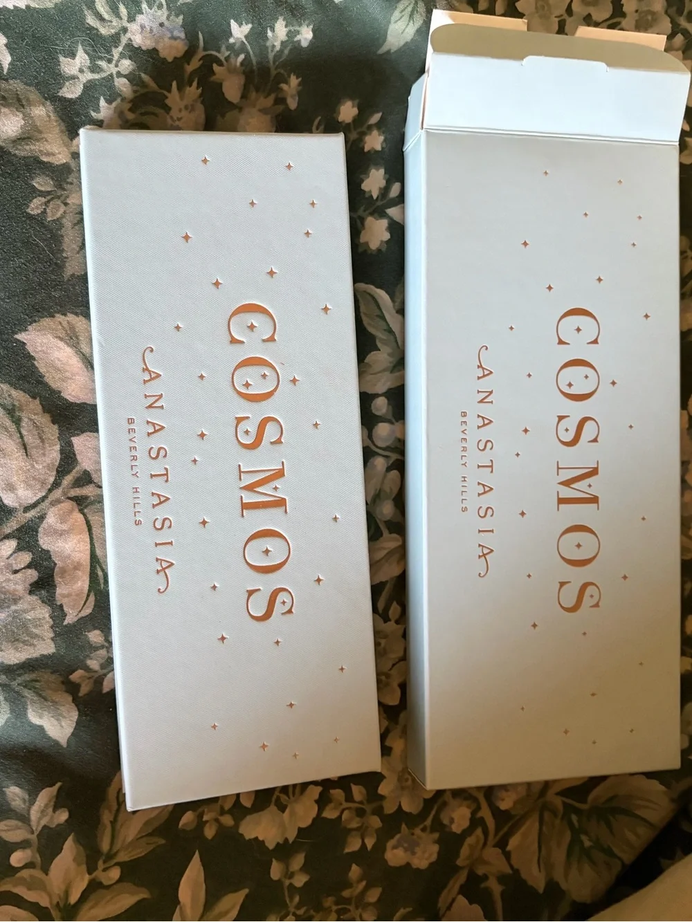 Anastasia Beverly Hills Cosmos pallete lightly used in the box
